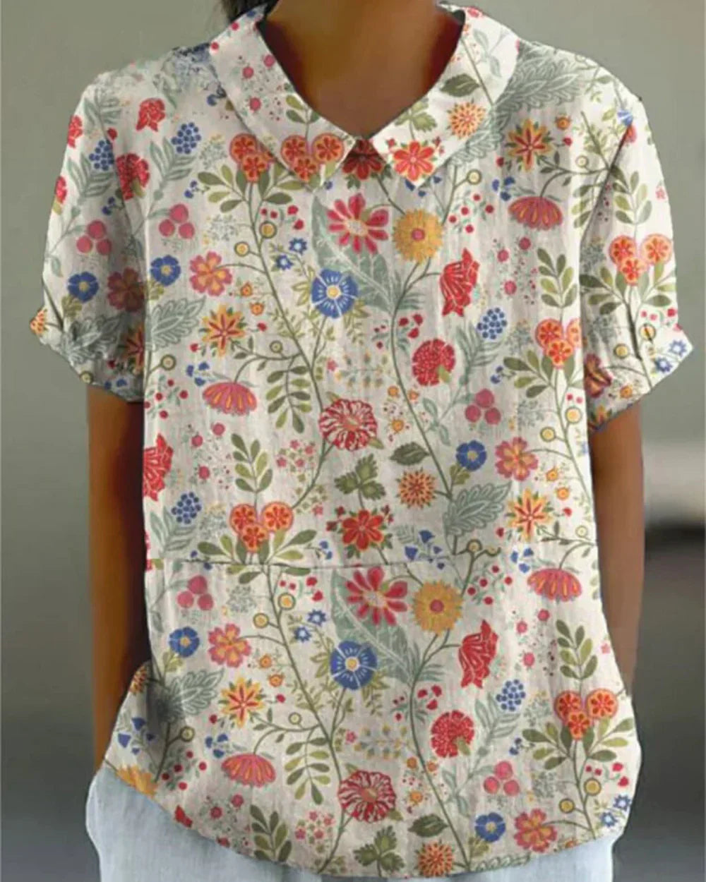 Éclat ™ | Chic Floral Blouse