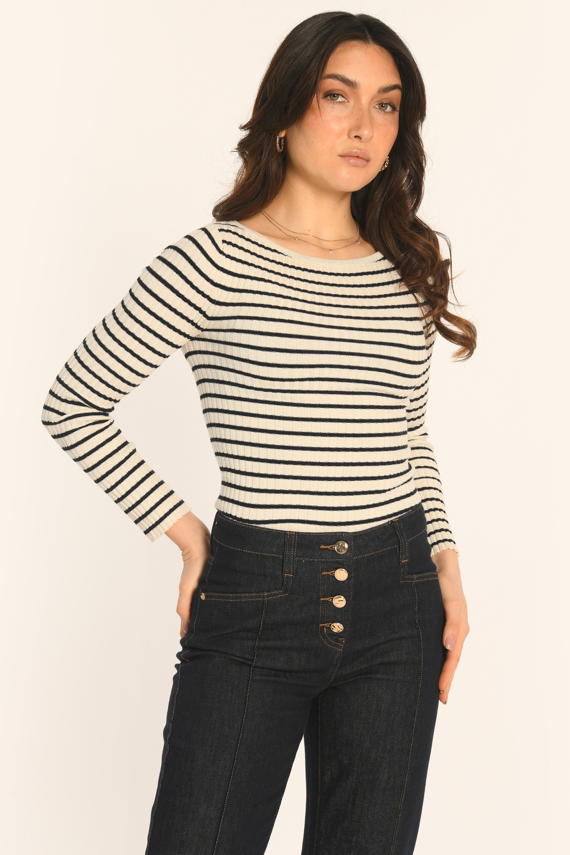PULL - ÉCRU/NAVY - ALIDA