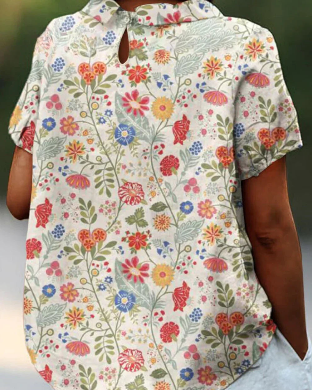 Éclat ™ | Chic Floral Blouse