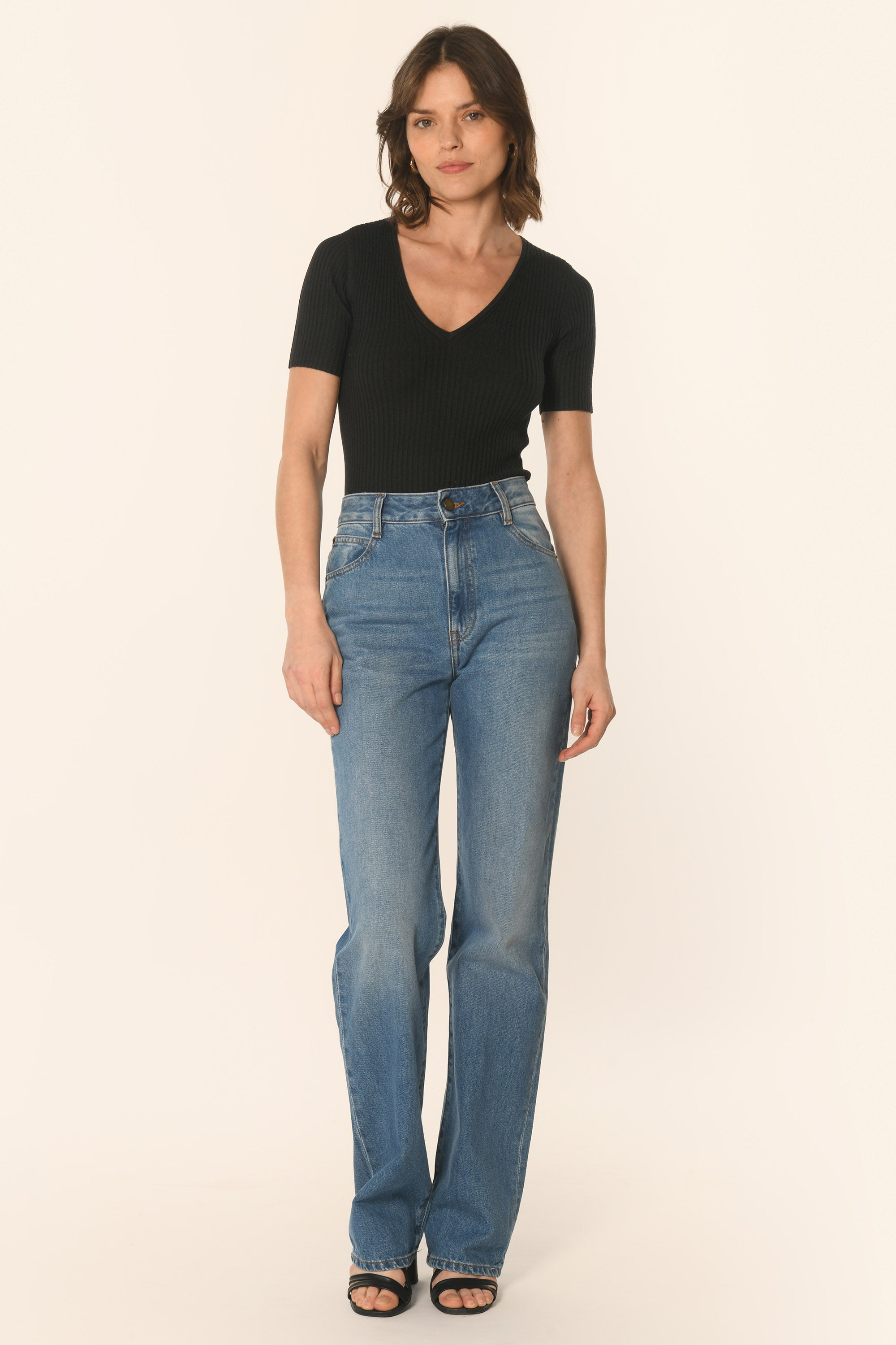 PULL COL V MANCHES COURTES - NOIR - ABBY